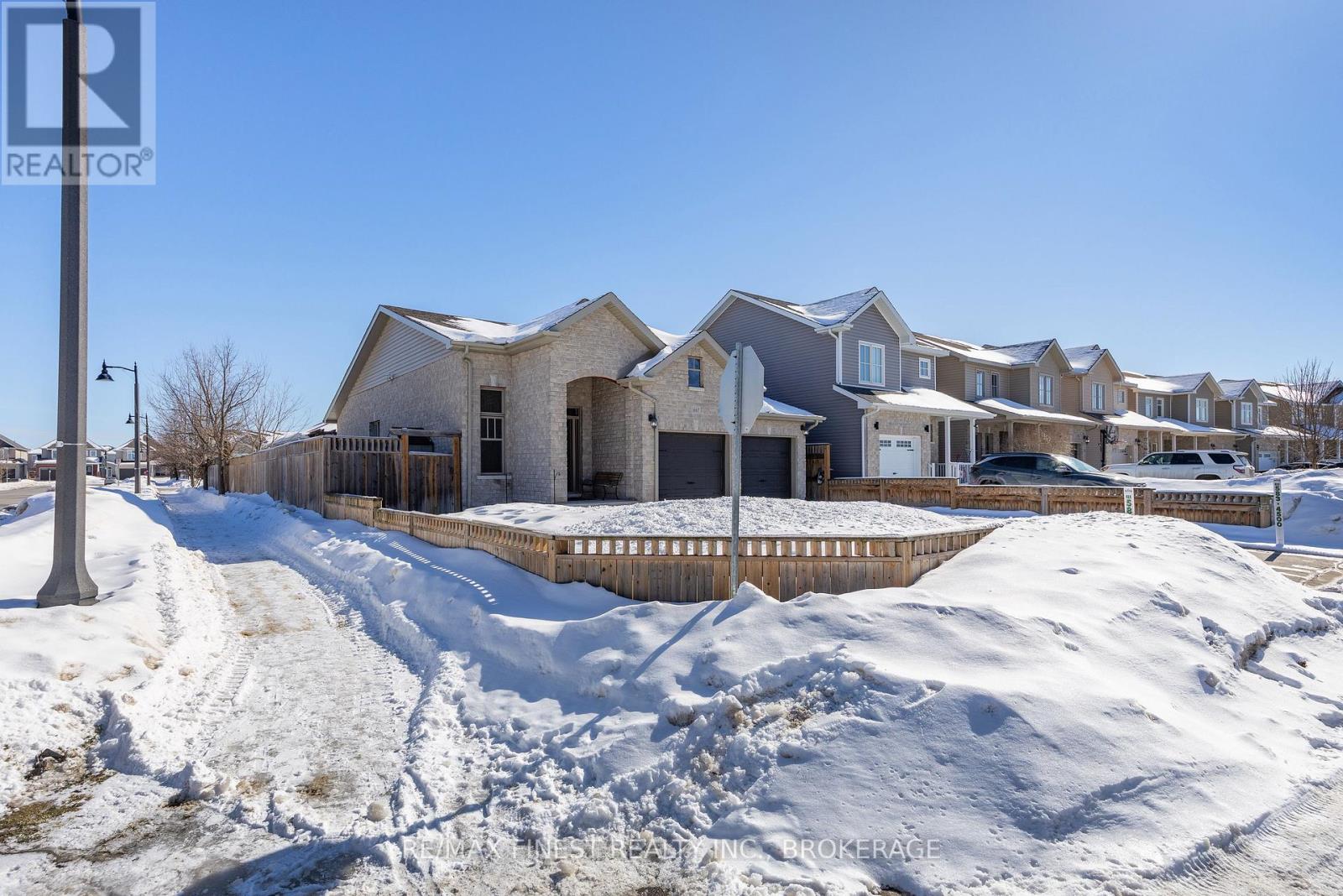 1667 CRIMSON CRESCENT