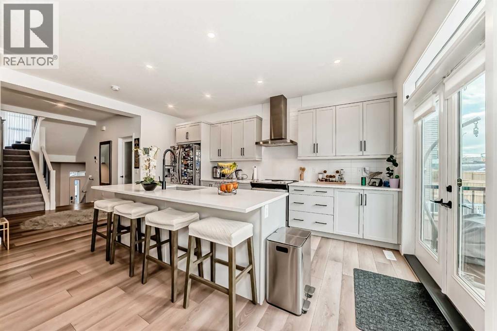 385 Edith Road NW