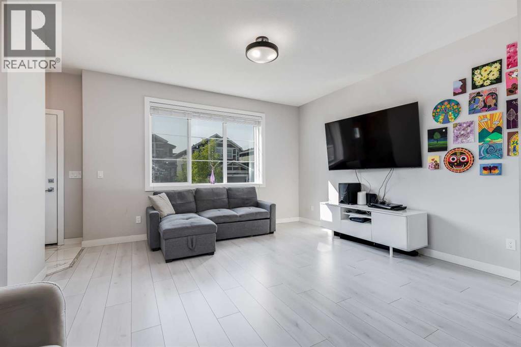 104 Red Embers Manor NE