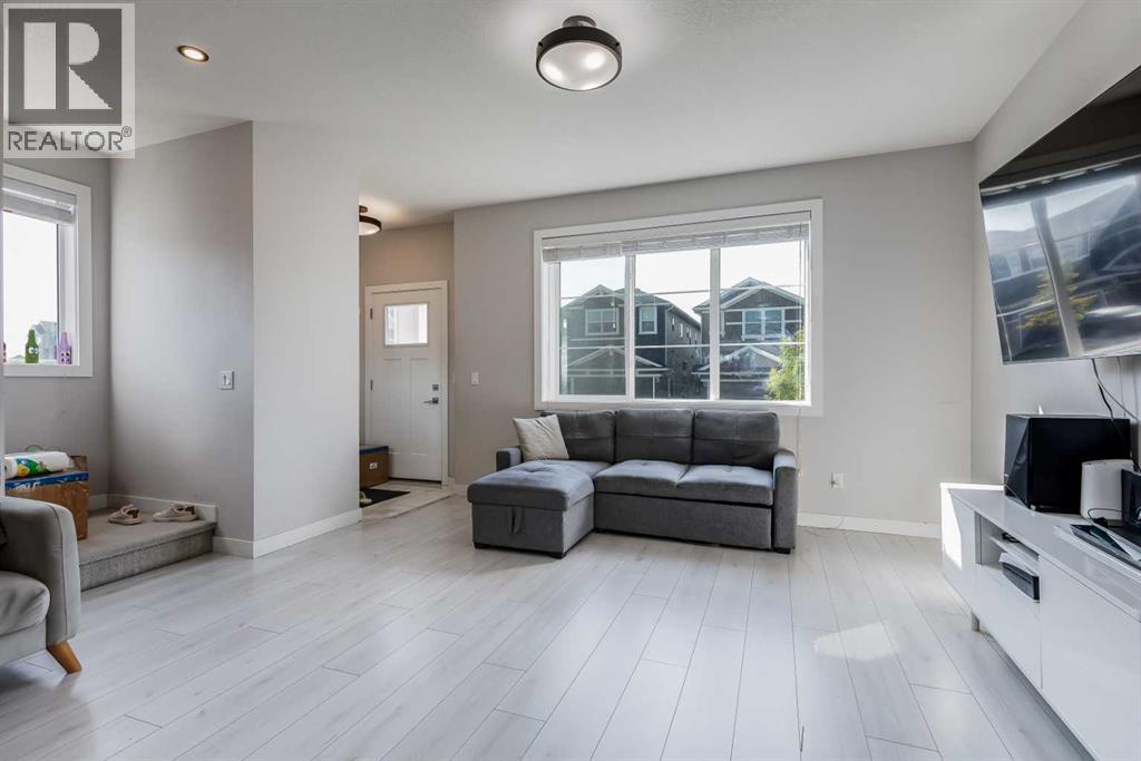 104 Red Embers Manor NE