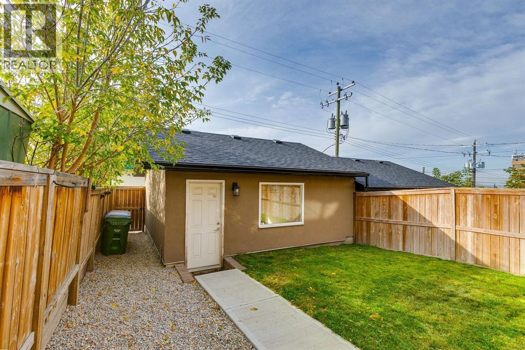 2817 & 2815 16 Avenue SE