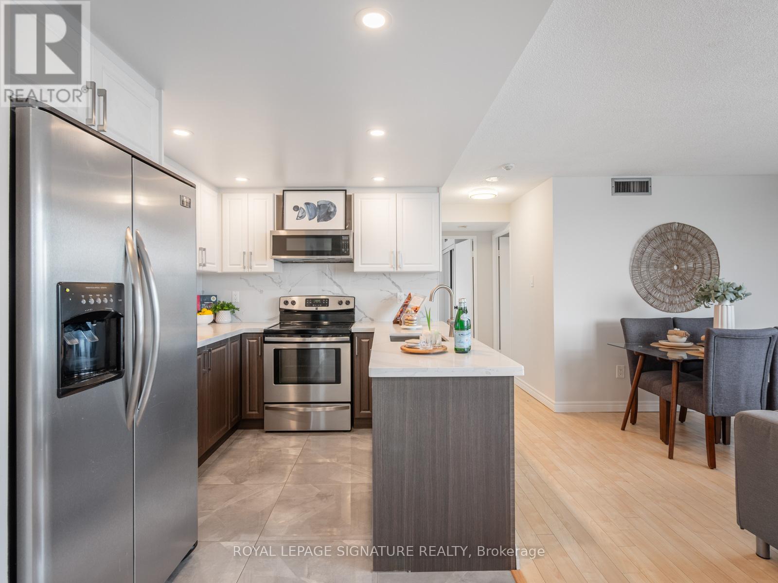 519 - 3050 ELLESMERE ROAD