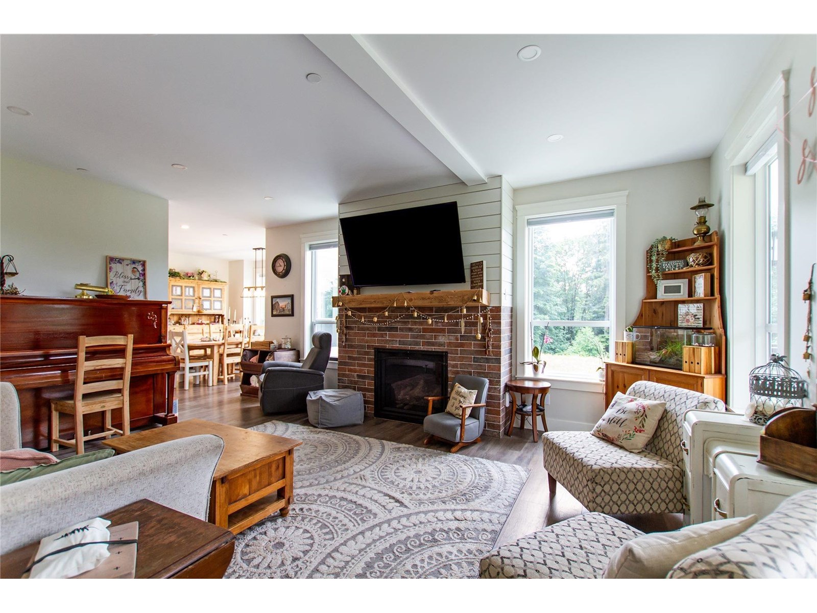 34821 FERNDALE AVENUE