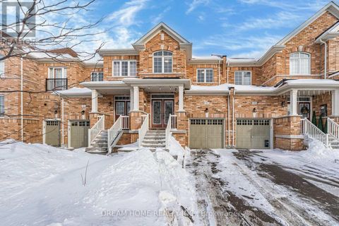 11 HOMER CRESCENT Aurora ON L4G1B7