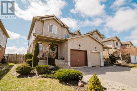 243 BRENNEMAN Drive Baden ON N3A4N2