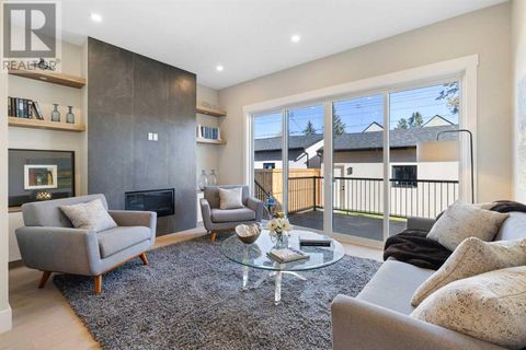 2418 35 Street SW Calgary AB T3E2Y1
