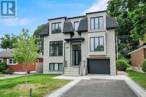 623 ROWANWOOD AVENUE Ottawa ON K2A3E3