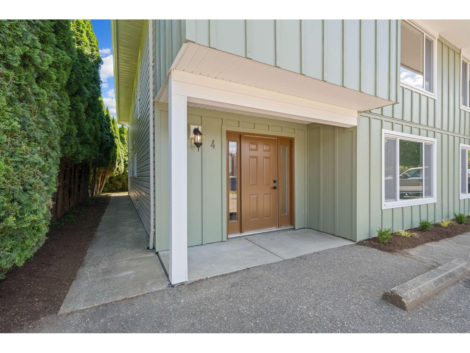 4 45741 BRITTON AVENUE|Sardis East Vedder