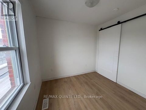 1 - 27 DUNDAS STREET E Quinte West (Trenton Ward) ON K8V1K6