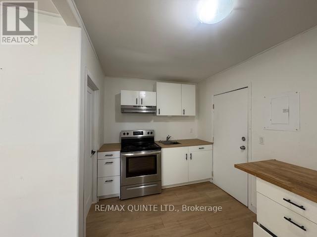 1 - 27 DUNDAS STREET E