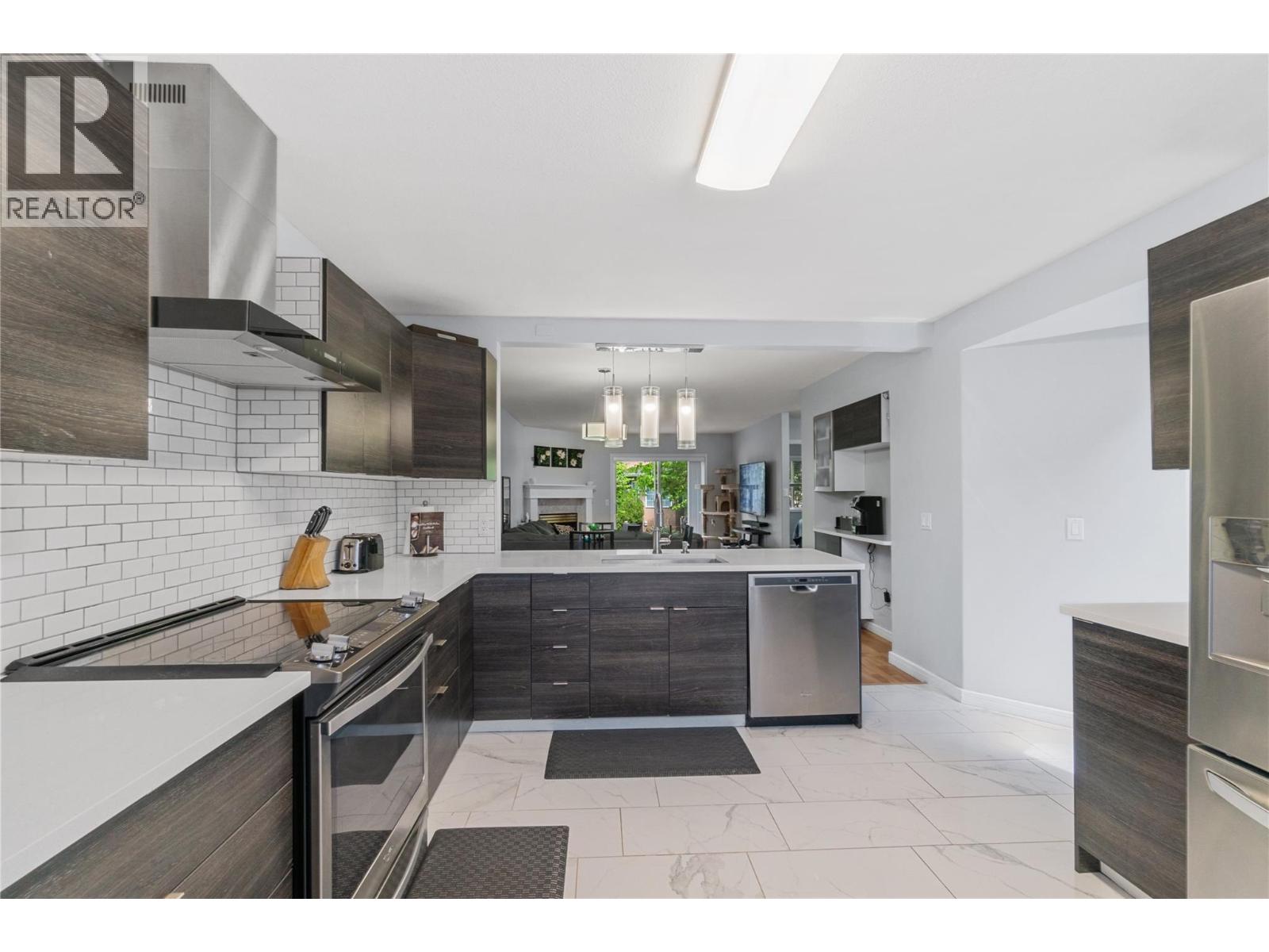 535 Glenmeadows Road Unit# 25