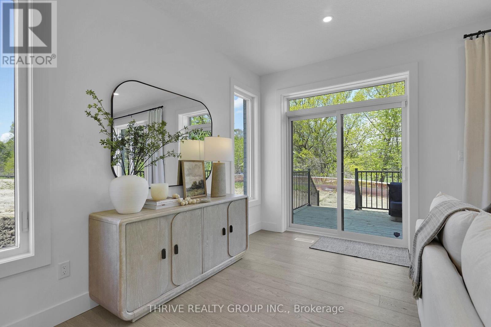 58 - 101 MEADOWLILY ROAD S