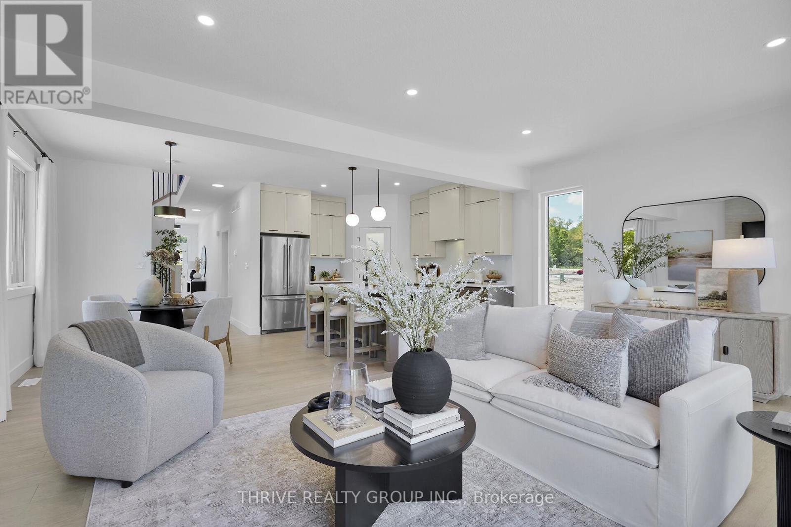 58 - 101 MEADOWLILY ROAD S