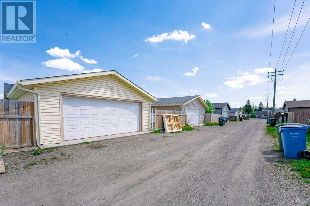 159 Castlebrook Drive NE