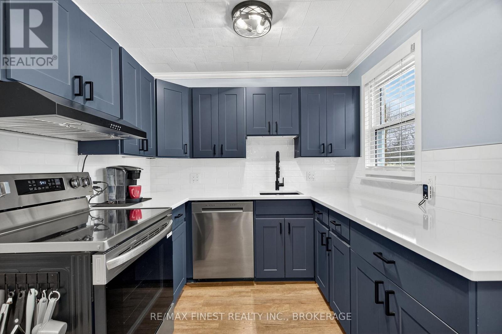 105 SALISBURY AVENUE