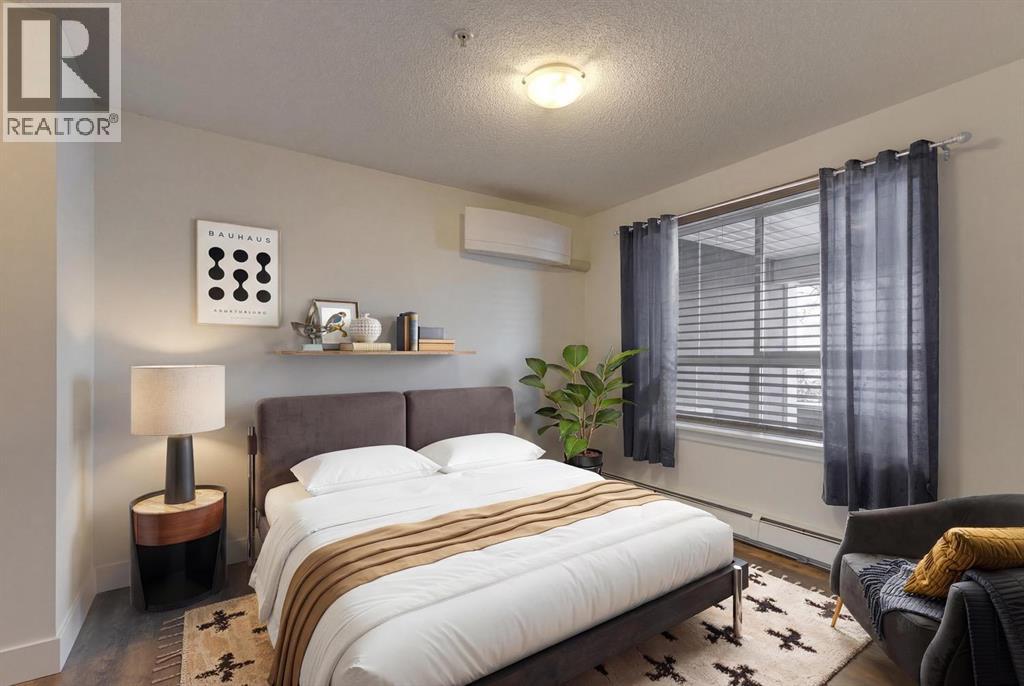 106, 35 Richard Court SW