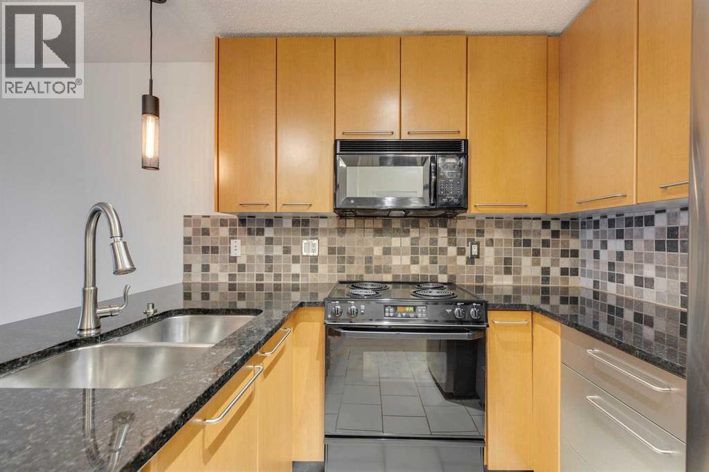 106, 35 Richard Court SW