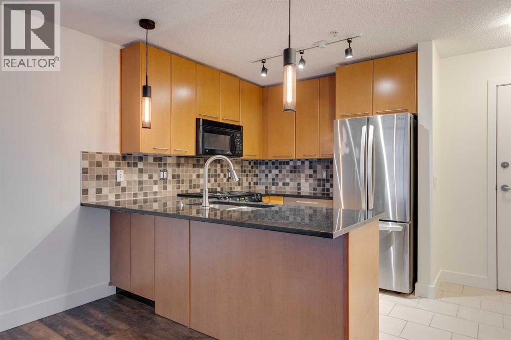 106, 35 Richard Court SW