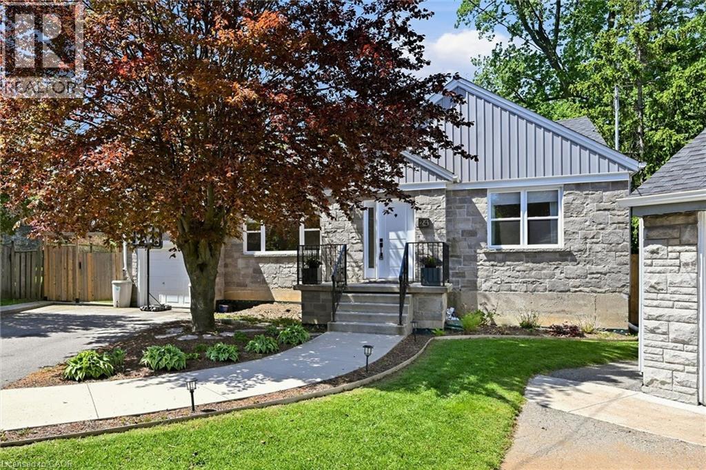 24 GLENWOOD Crescent