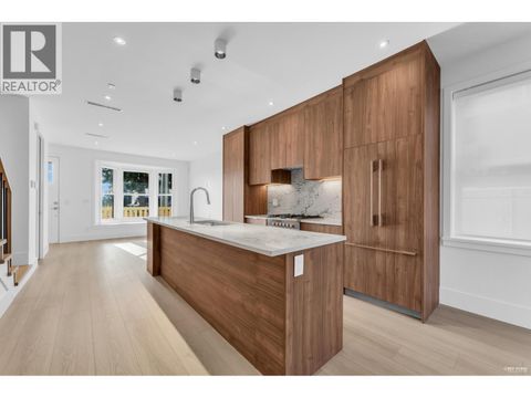 3 1125 CARTIER AVENUE Coquitlam BC V3K2C1