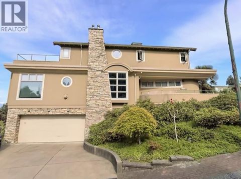 1822 SASAMAT STREET Vancouver BC V6R4M3