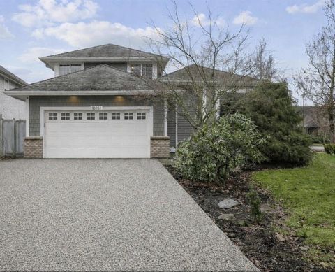 18810 65 AVENUE Surrey BC V3S8V1