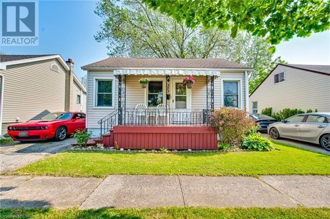373 SIMPSON Avenue Welland ON L3B4Z1