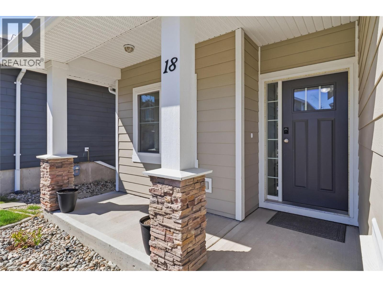 1250 ABERDEEN Drive Unit# 18