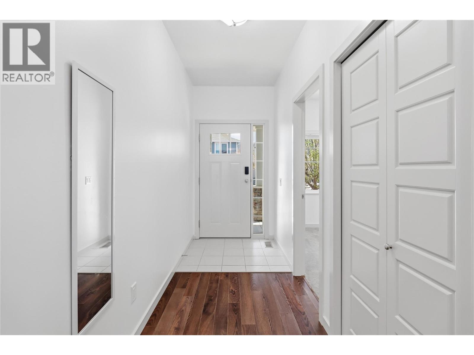 1250 ABERDEEN Drive Unit# 18