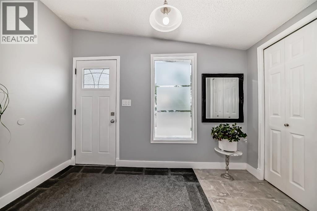 5519 Buckthorn Road NW