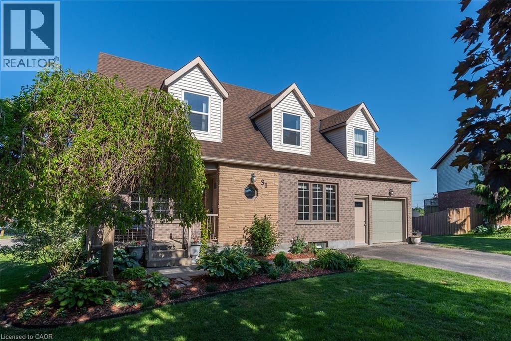 31 WINDERMERE Court