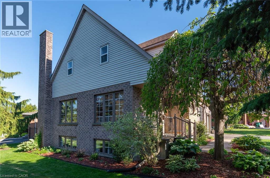 31 WINDERMERE Court