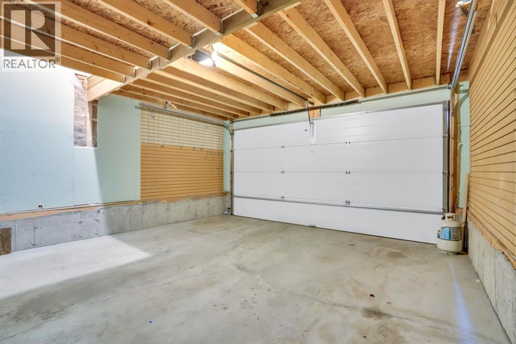 363 Chaparral Valley Way SE