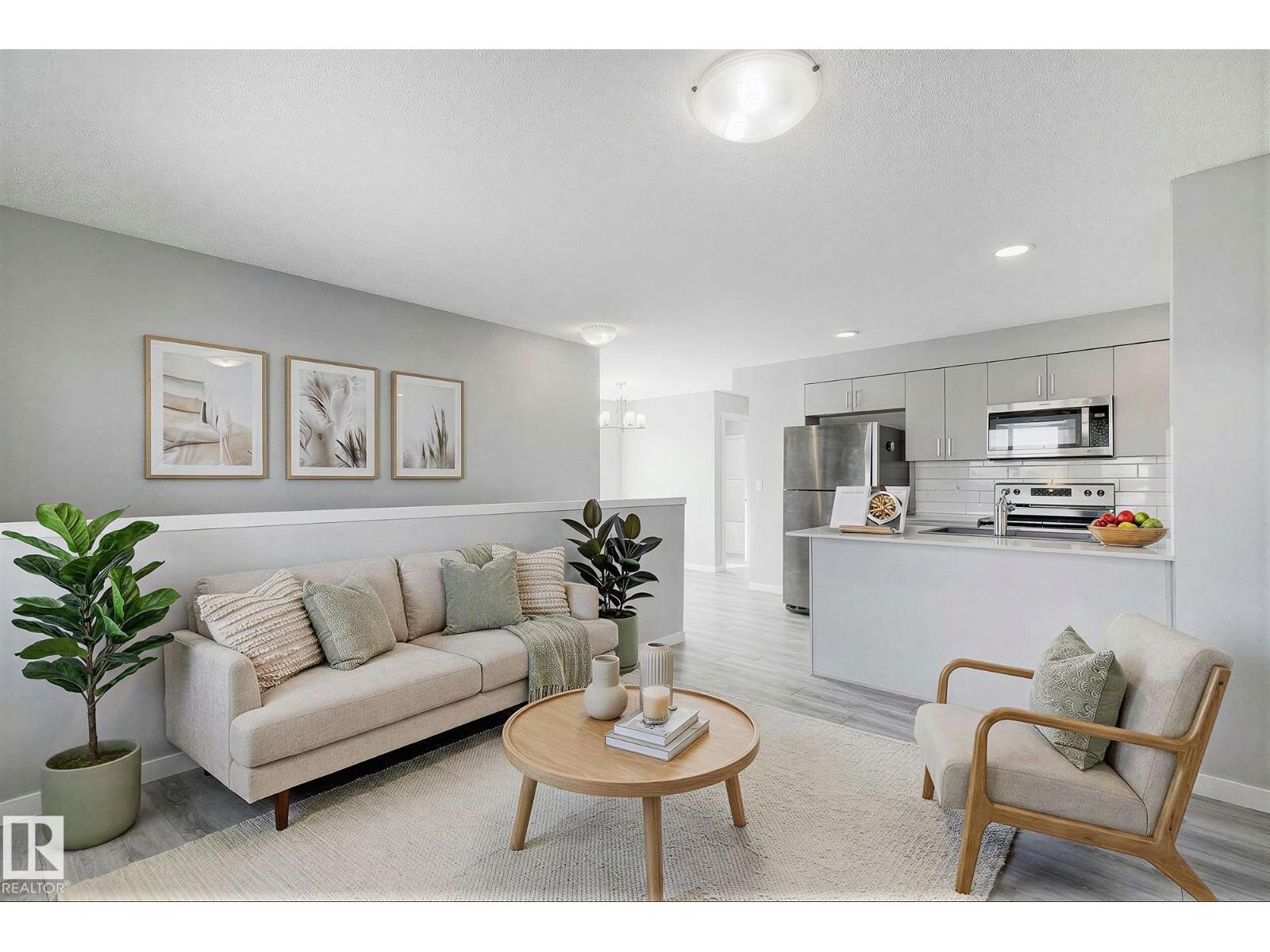 #20 1530 TAMARACK BV NW