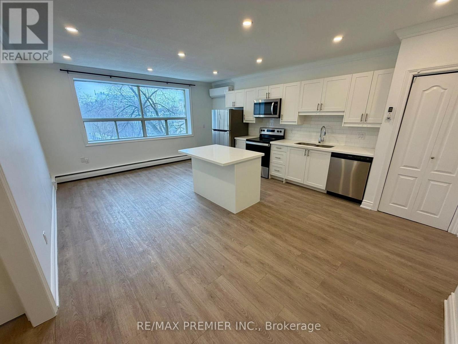 203 - 112 ST. JOSEPH'S DRIVE