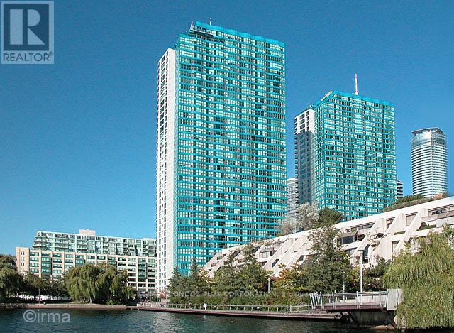 2702 - 99 HARBOUR SQUARE