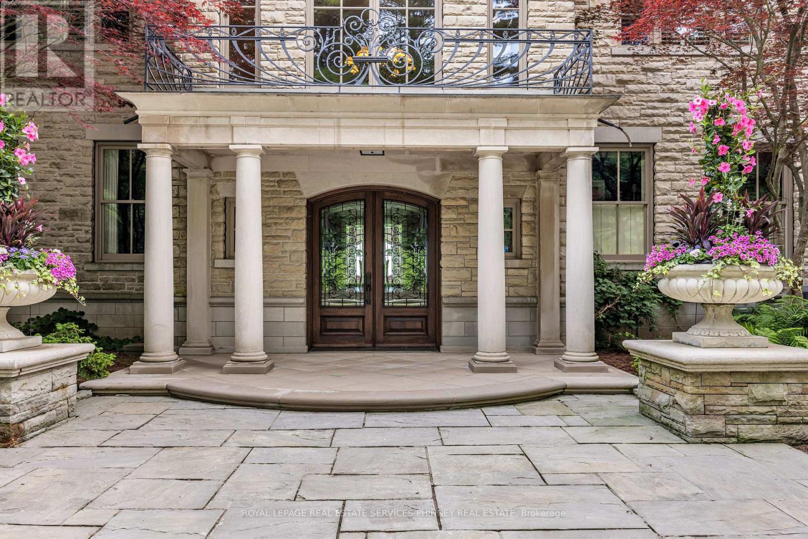 35 BRENTWOOD ROAD