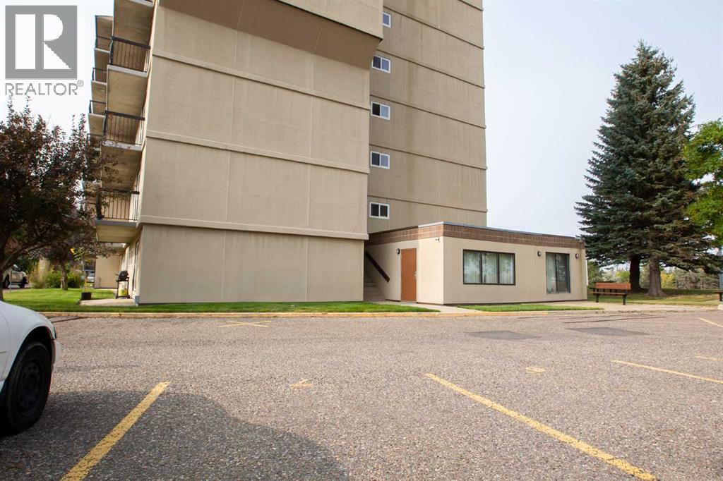 222, 21 Berkeley Place W