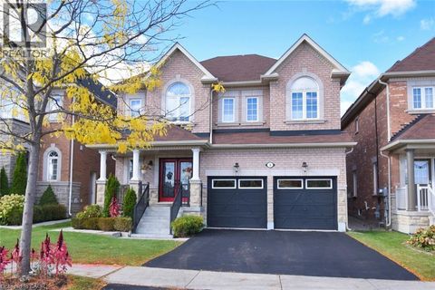 5 DILLON Drive Brampton ON L6X3B6