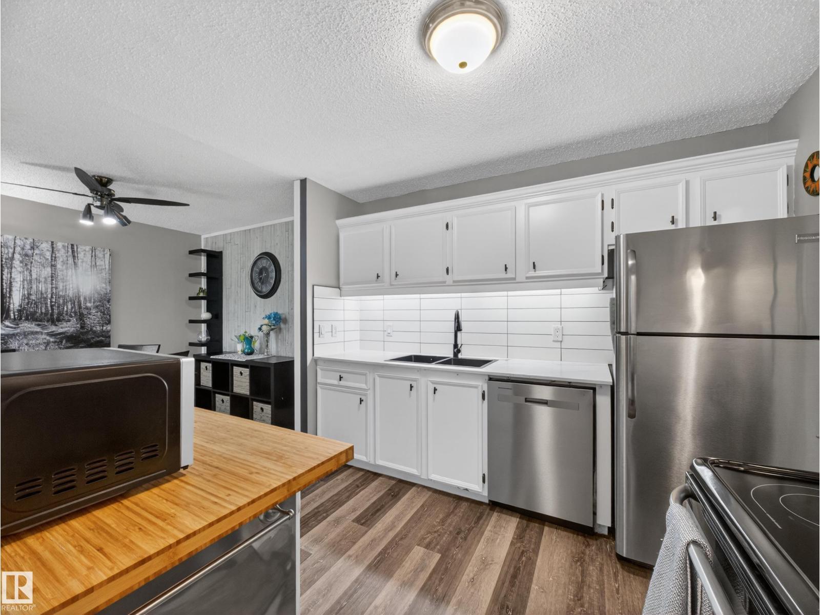 #165 2703 79 ST NW