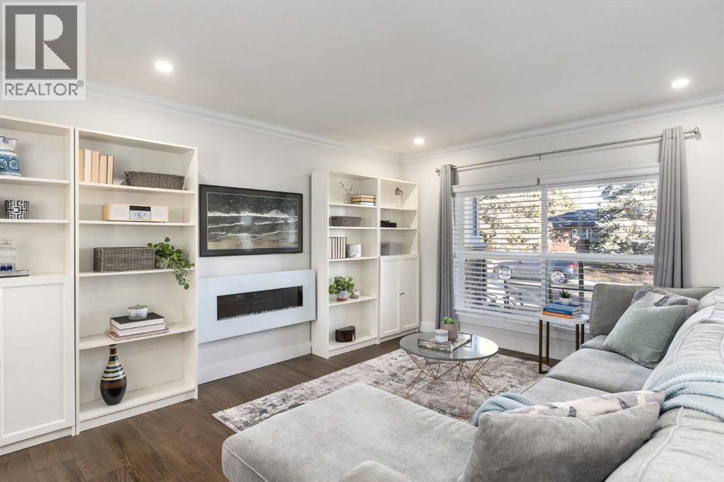 89 Woodlark Drive SW