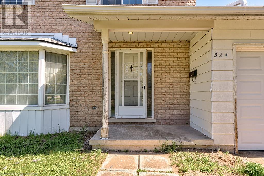 324 SANDOWNE Drive