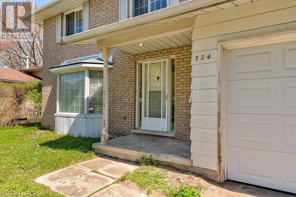 324 SANDOWNE Drive