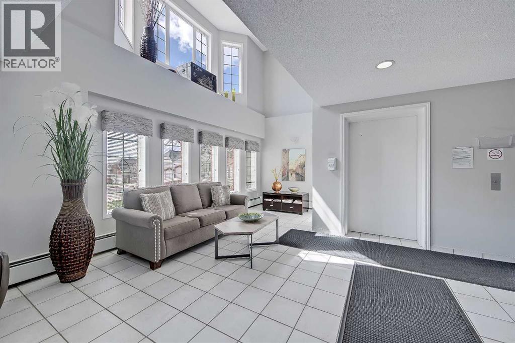 2209, 2000 Sienna Park Green SW