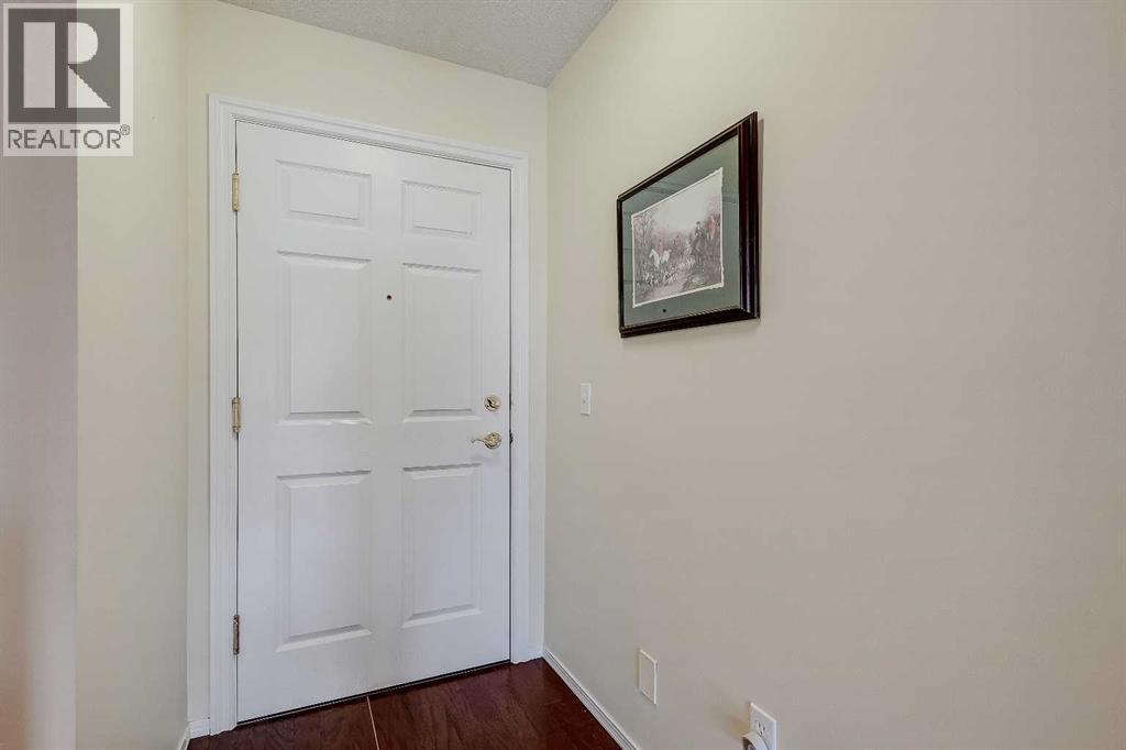 2209, 2000 Sienna Park Green SW