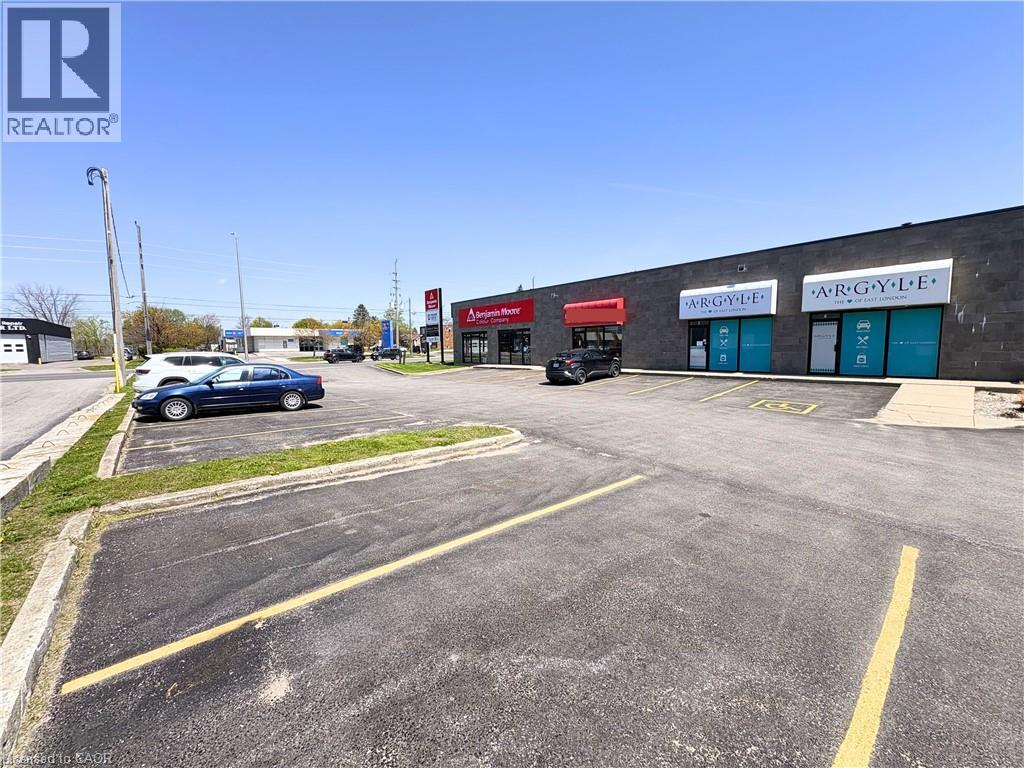 1815 DUNDAS Street Unit# 2