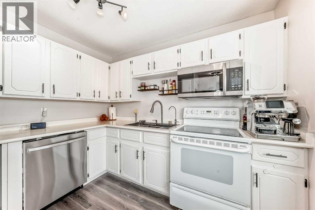 64, 123 Queensland  SE