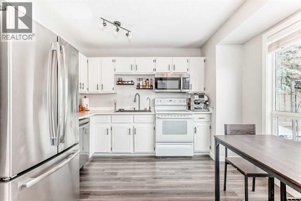 64, 123 Queensland  SE