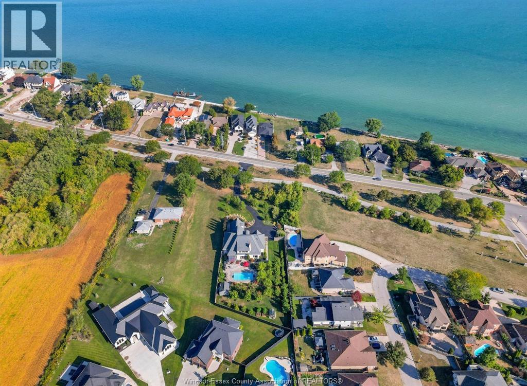 11245 RIVERSIDE DRIVE