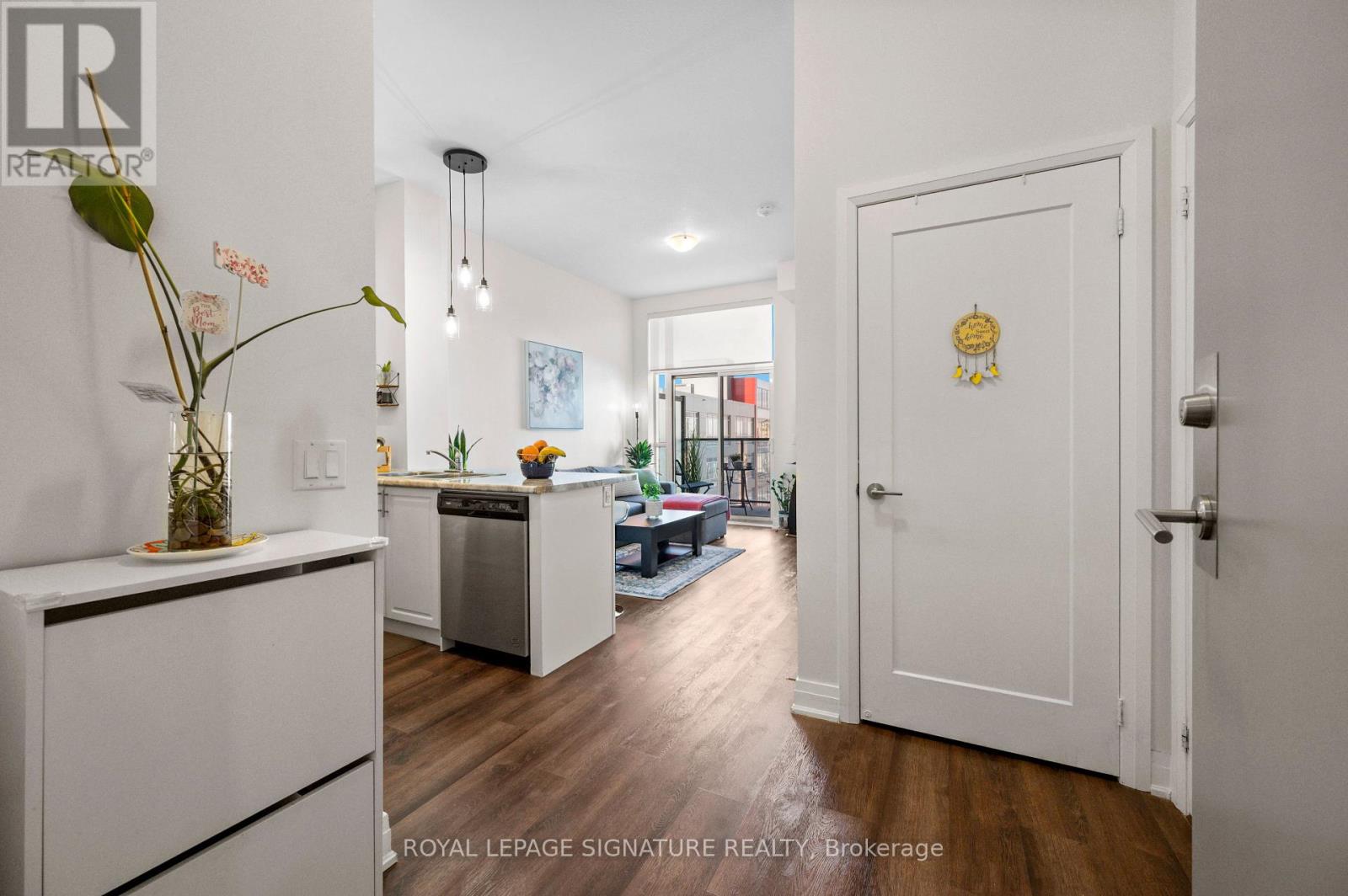 630 - 16 CONCORD PLACE